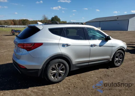 2016 Hyundai Santa Fe Sport z USA, uszkodzony, nr VIN 5XYZU3LB7GG330894